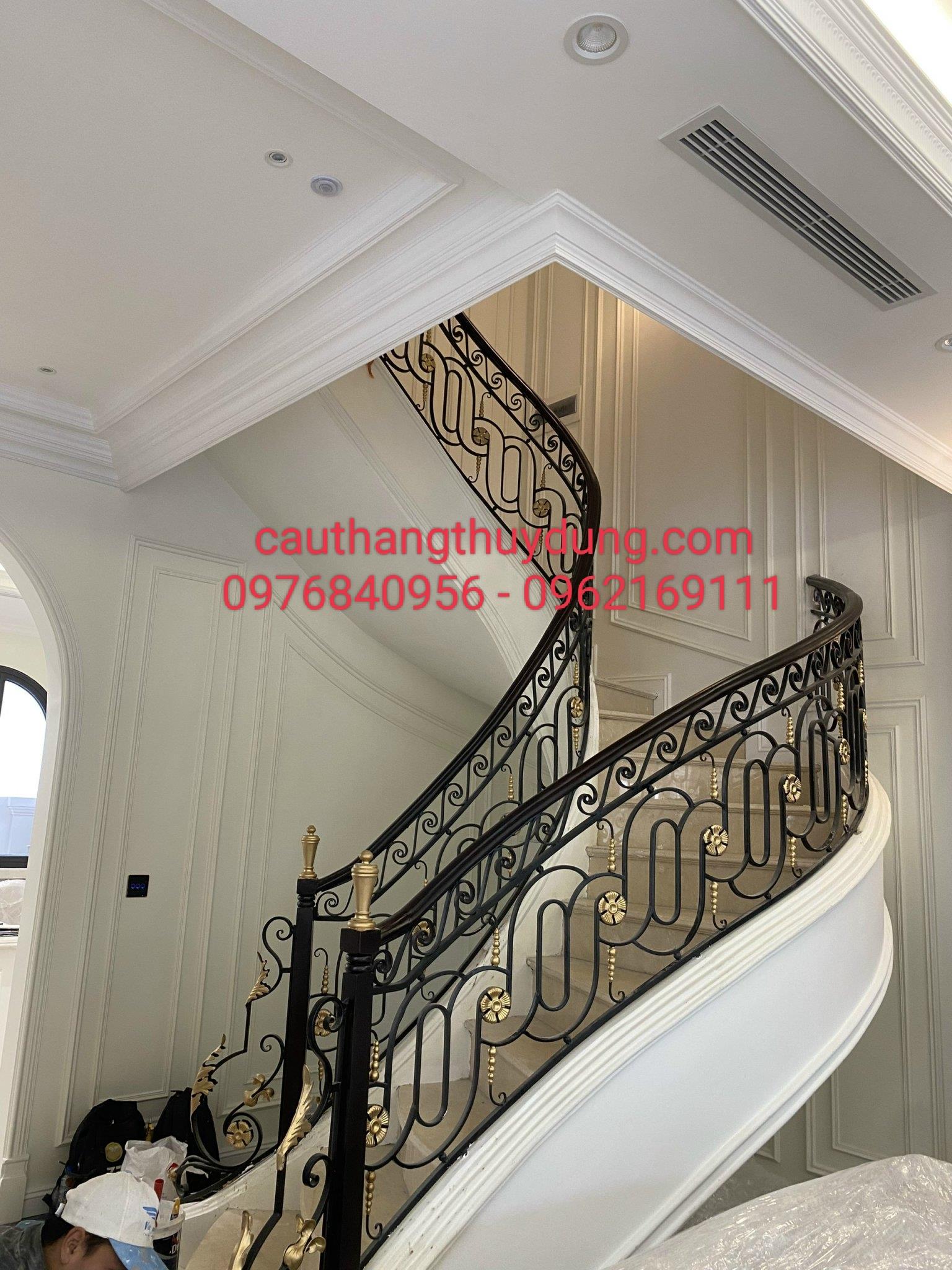 Công trình Cầu thang sắt nghệ thuật anh Hà - Gia Lâm