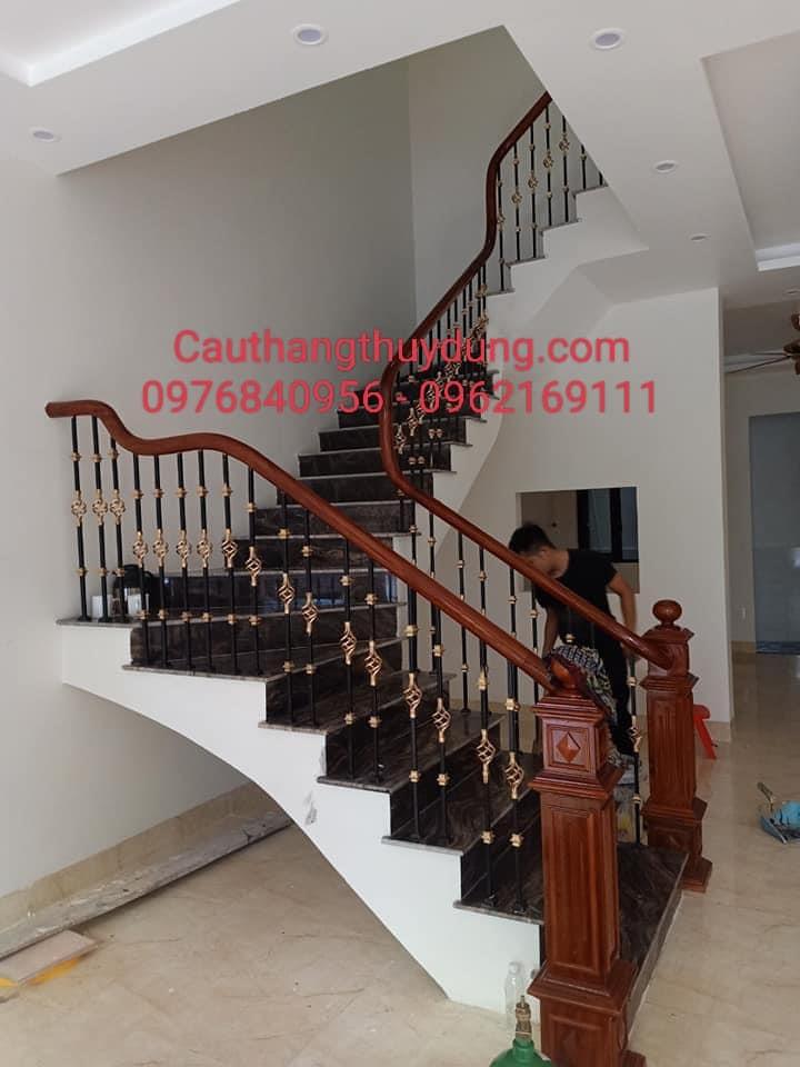 CẦU THANG SẮT NGHỆ THUẬT MẪU MỚI  B1100