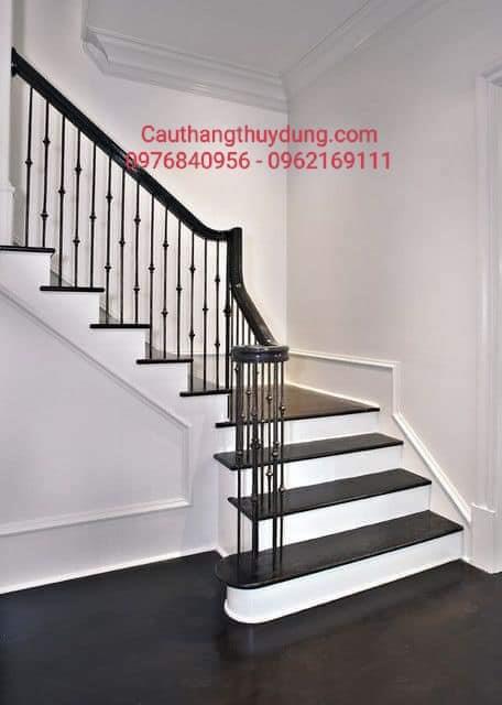 CẦU THANG SẮT NGHỆ THUẬT MẪU MỚI P1100