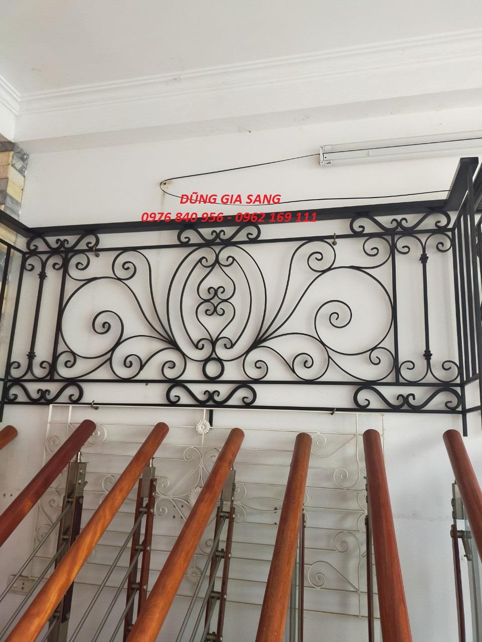 BAN CÔNG SẮT NGOÀI TRỜI 0012