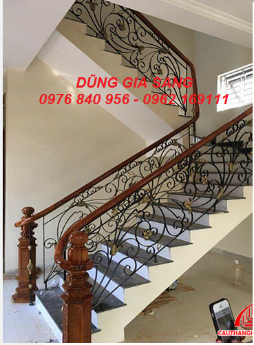 Cầu thang sắt nghệ thuật 03