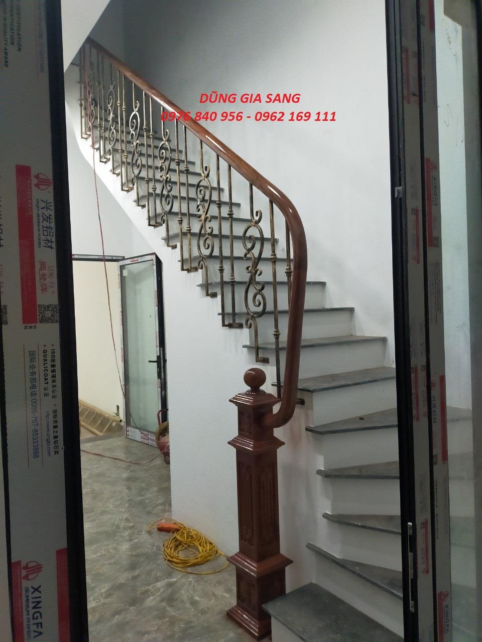 CẦU THANG SẮT  NGHỆ THUẬT MẪU MỚI 3