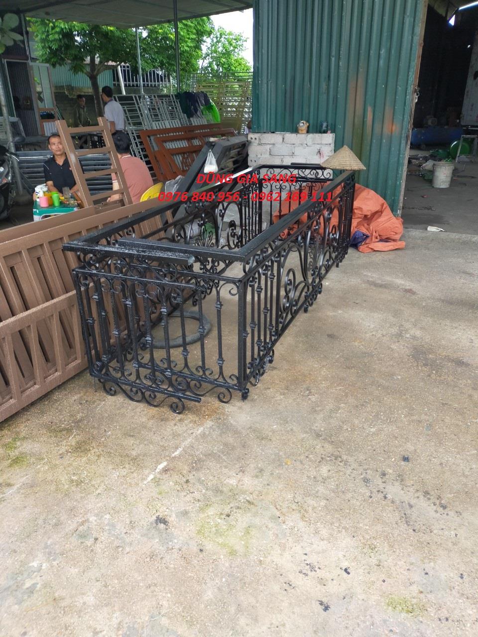 BAN CÔNG SẮT NGOÀI TRỜI 0014