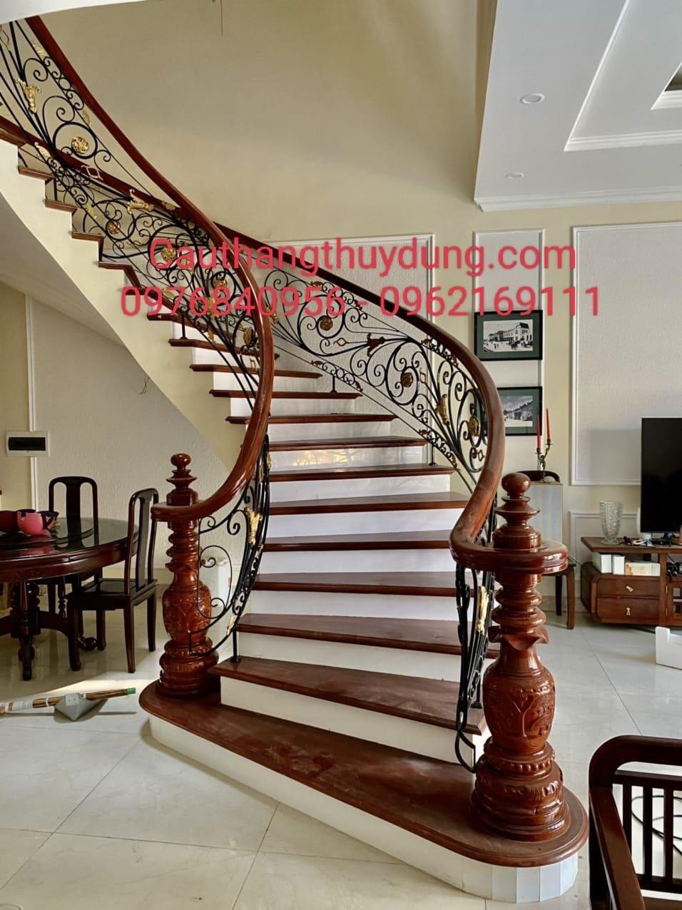 CẦU THANG SẮT  NGHỆ THUẬT MẪU MỚI 0035