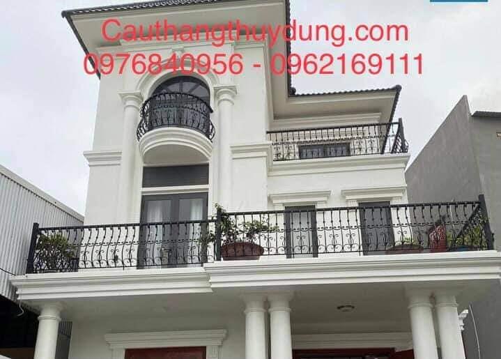 BAN CÔNG SẮT NGOÀI TRỜI B2000
