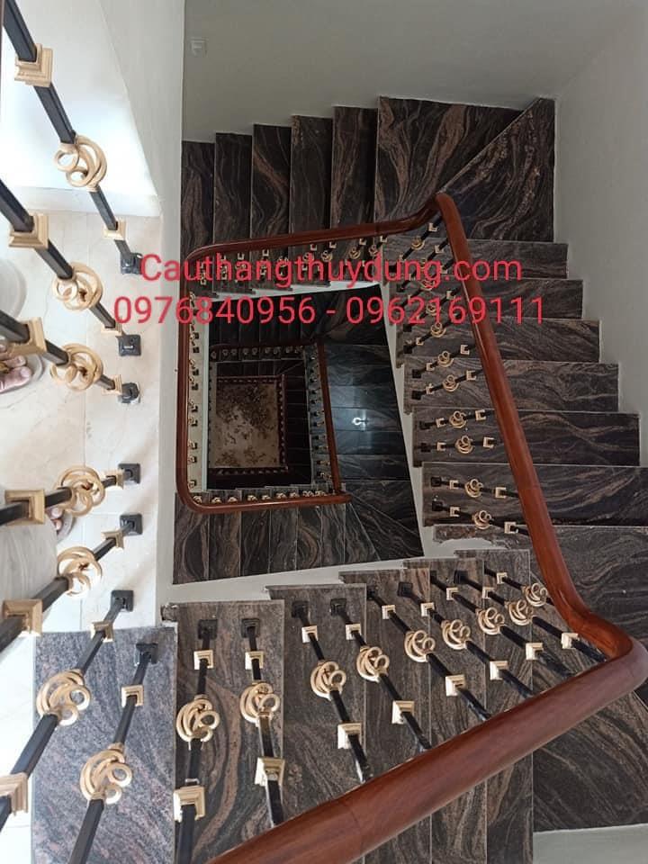 CẦU THANG SẮT NGHỆ THUẬT MẪU MỚI A1100