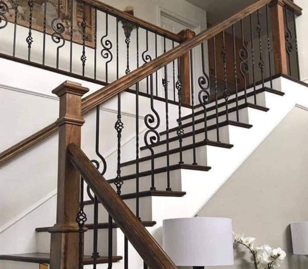 CẦU THANG SẮT NGHỆ THUẬT MẪU MỚI R1100
