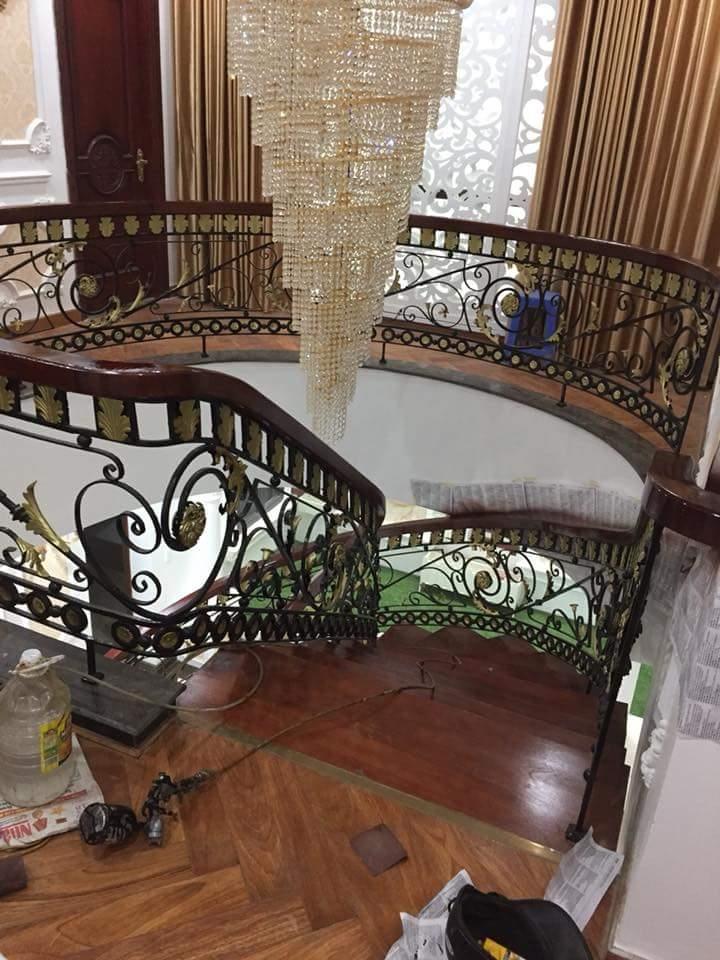 CẦU THANG SẮT NGHỆ THUẬT 08
