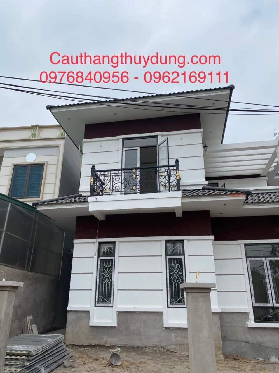 BAN CÔNG SẮT NGOÀI TRỜI A2100