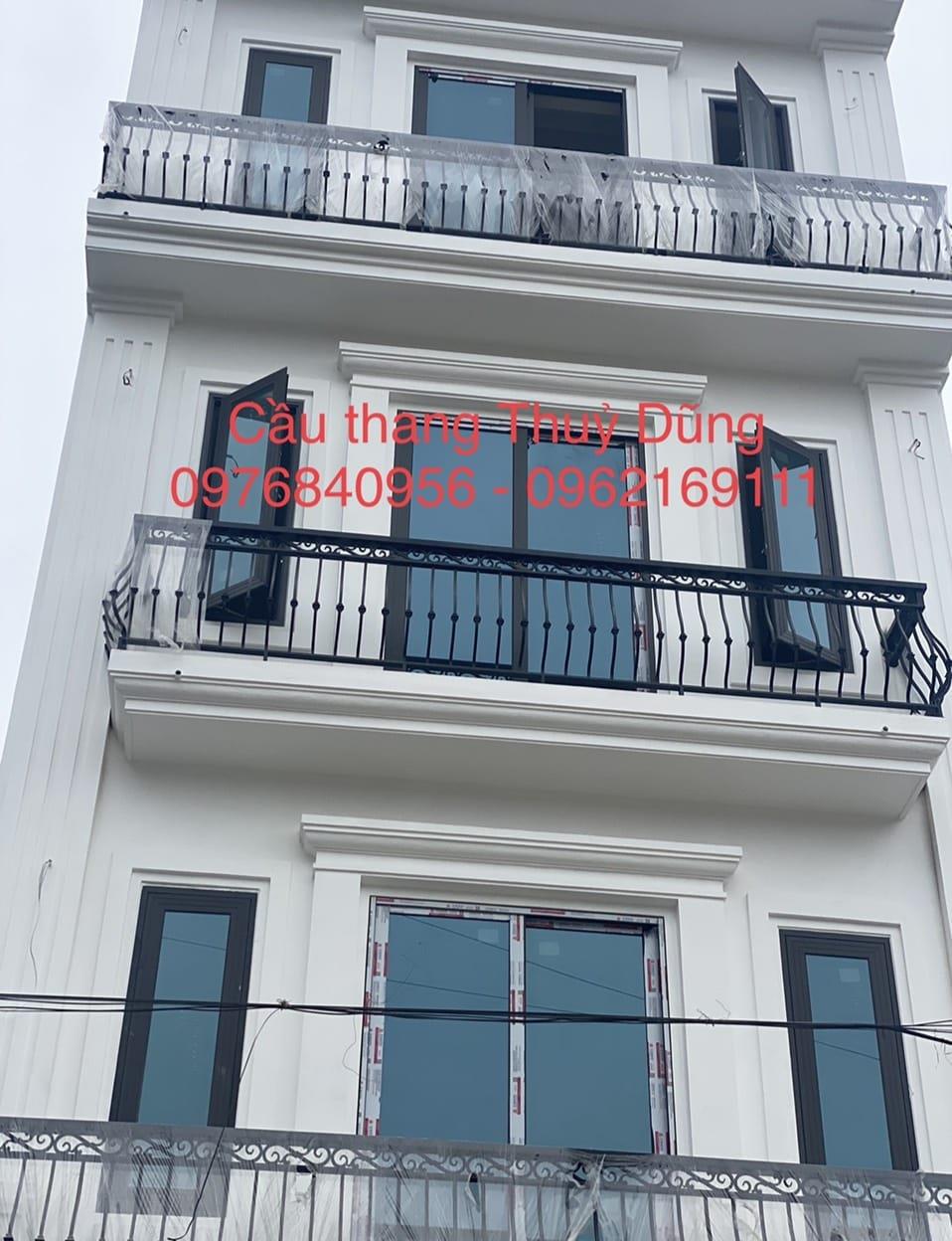 BAN CÔNG SẮT NGOÀI TRỜI A2001