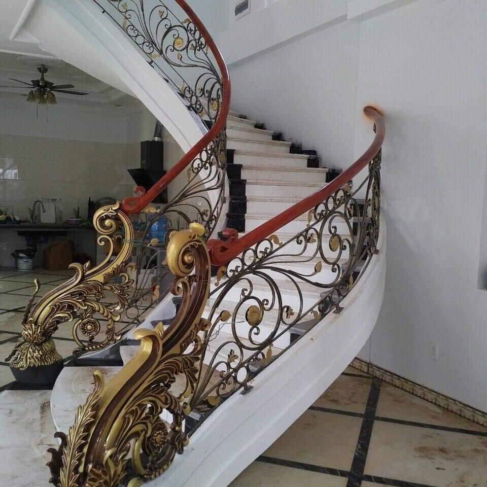 CẦU THANG SẮT NGHỆ THUẬT 06