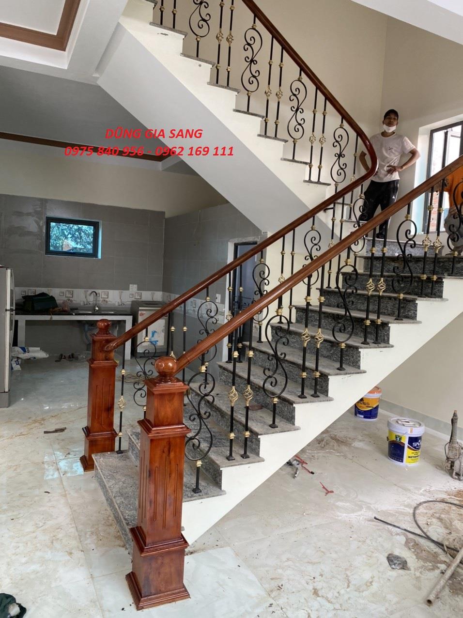 CẦU THANG SẮT  NGHỆ THUẬT MẪU MỚI 0020