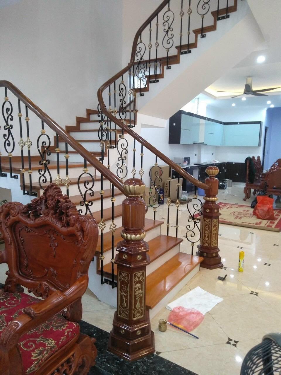 Cầu Thang Sắt Nghệ Thuật 059