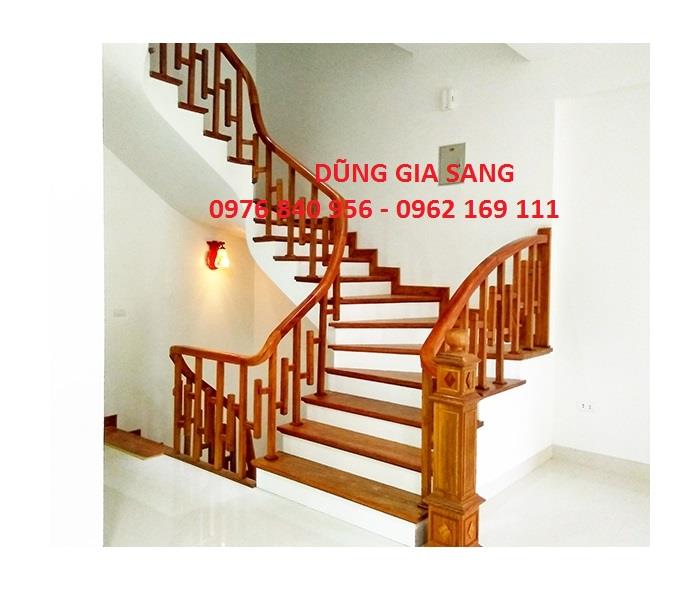 CẦU THANG GỖ 0180