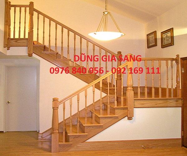 CẦU THANG GỖ CON TIỆN KÉP 0080