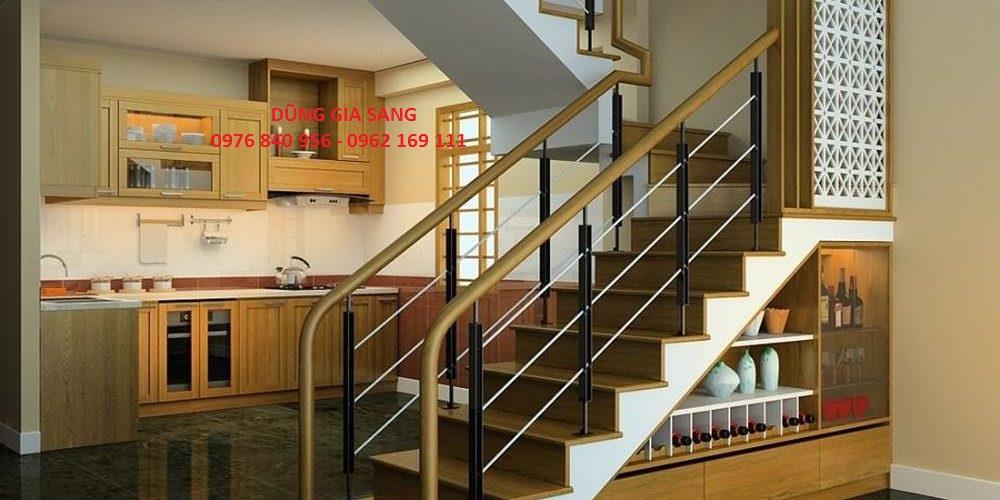 CẦU THANG SẮT TAY VỊN GỖ 0030