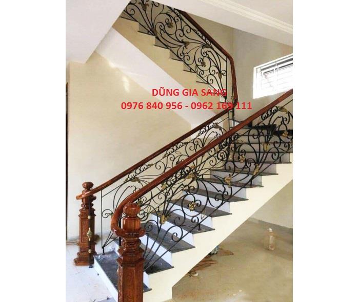 CẦU THANG SẮT NGHỆ THUẬT 0060