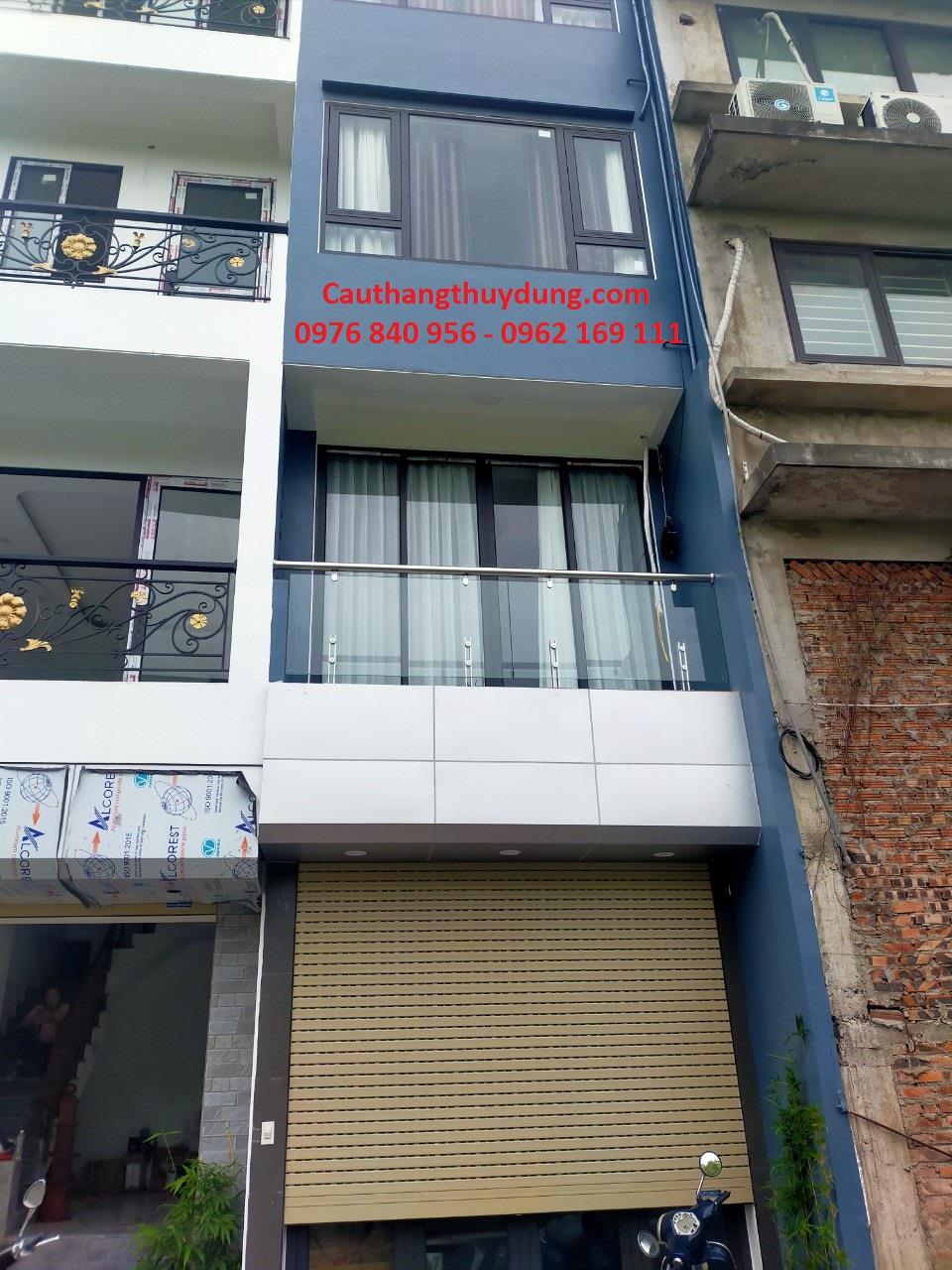 BAN CÔNG SẮT VÀ CỬA TẠI GIA LÂM